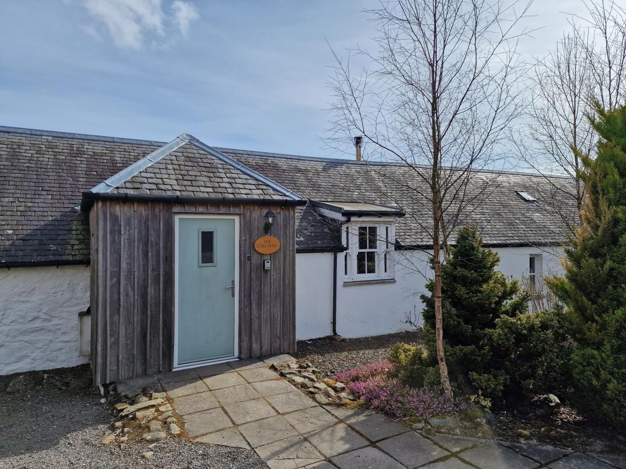 Dalnoid Cottages & Treehouses Nr Glenshee Екстер'єр фото